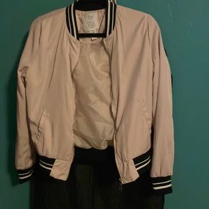Lightweight jacket